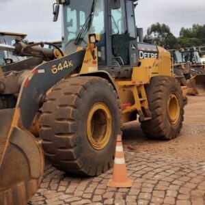 PÁ CARREGADEIRA JOHN DEERE 644K ANO 2018