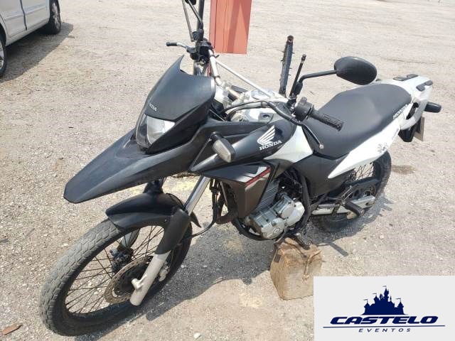 HONDA XRE 300 ANO 2015