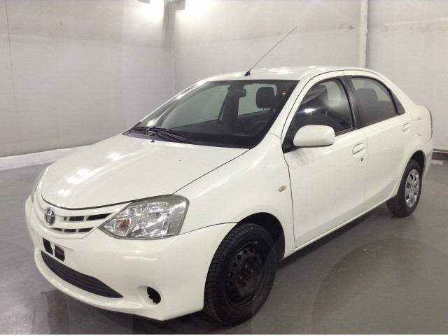 TOYOTA ETIOS X SEDAN 1.5 FLEX 16V 4P AUT. ANO 2013/2013